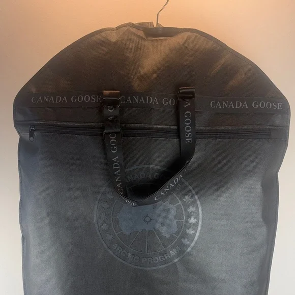 Canada Goose Men's Sherridon Parka - Black Label - Coastal Grey - Picture 10 of 10